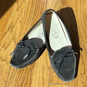 TOD’S brown square toe suede loafers size 38EU 8M